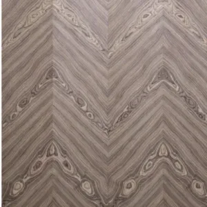 Veneta Veneer — Walnut Trump (VN-559)